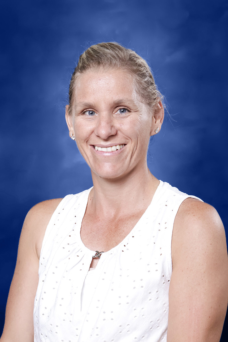 Mrs C. Fourie
